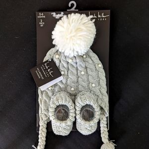 Newborn Hat & Bootie Set